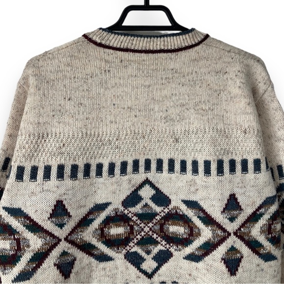 St. Michaels Marks & Spencer Beige Aztec Patterned Vintage Crewneck Jumper - Picture 4 of 9